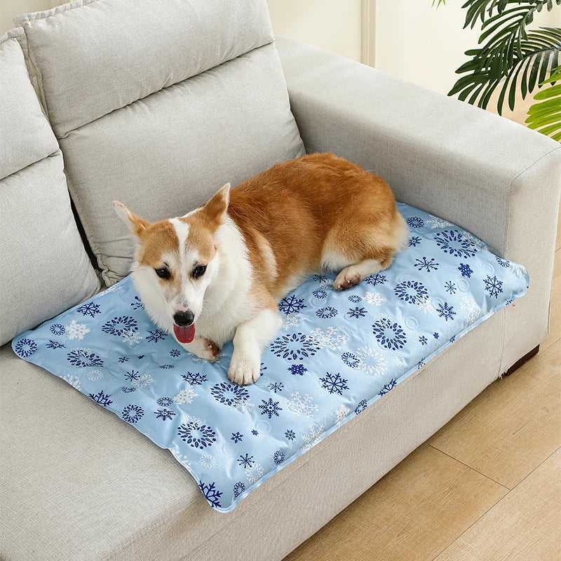 Revolutionary Pet Cooling Mat - Self-Cooling Pad for Dogs and Cats of All Sizes, Perfect for Indoor Relaxation